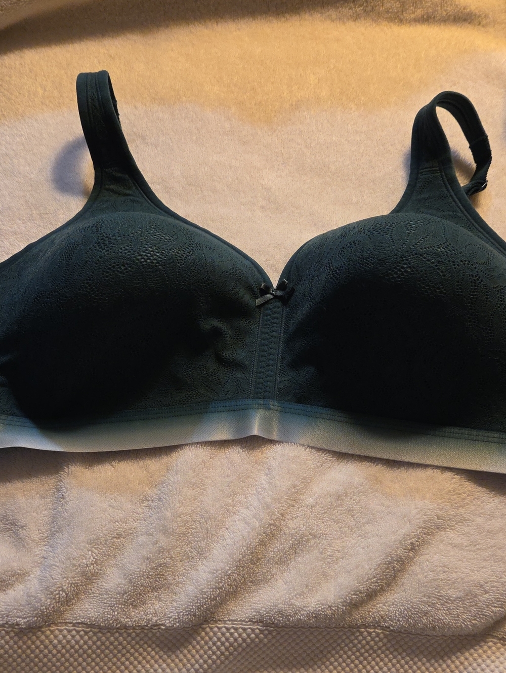 44 C Cacique Lightly Lined No-wire Bra